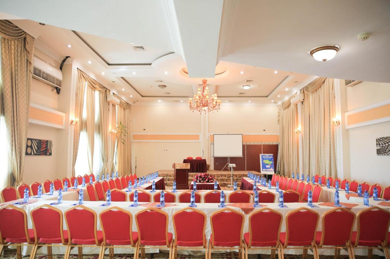 Swiss Inn Nexus Hotel Addis Ababa Exterior photo
